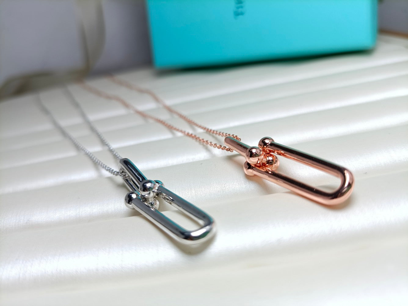 HARDWARE DROP DOUBLE LINK PEDANT NECKLACE
