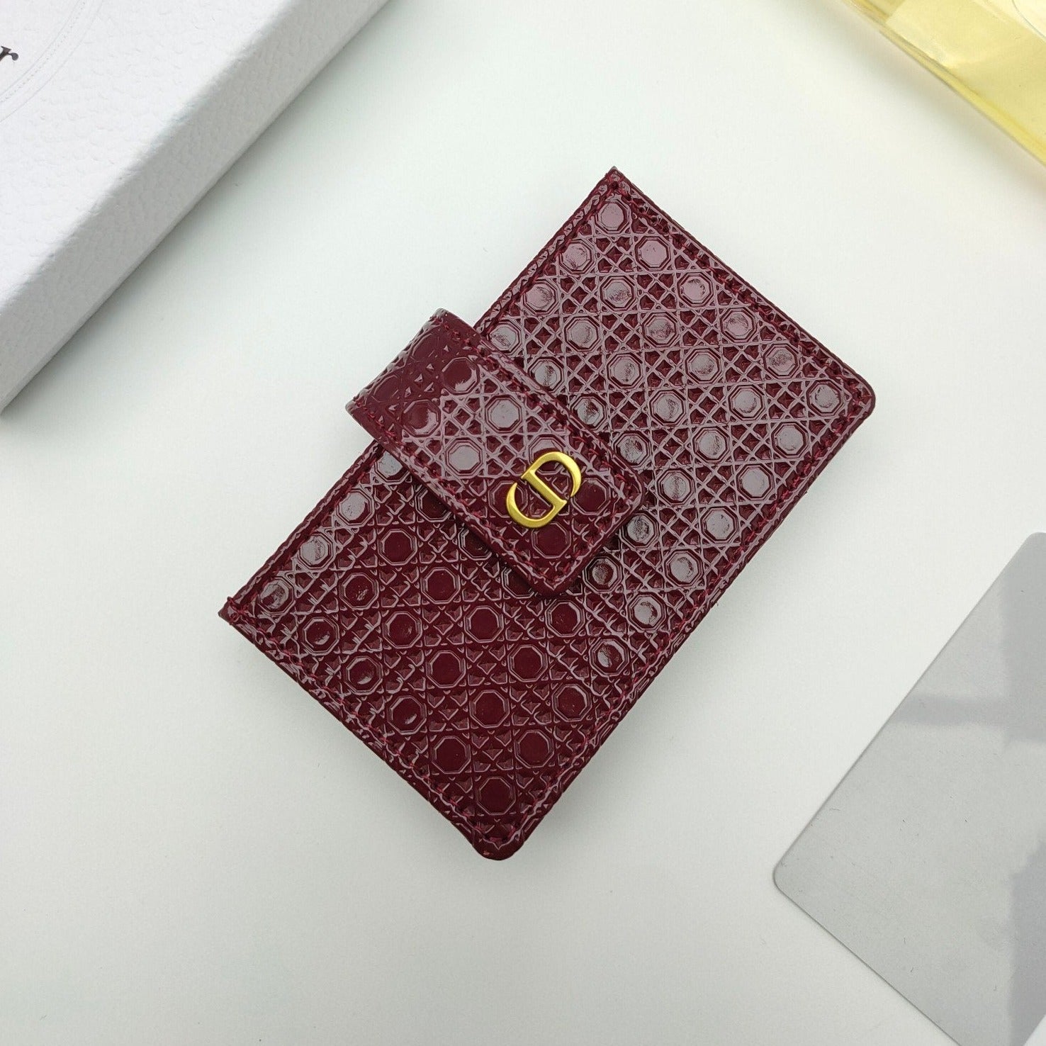 CARD HOLDER WALLET EMBOSSED COWHIDE DARK RED