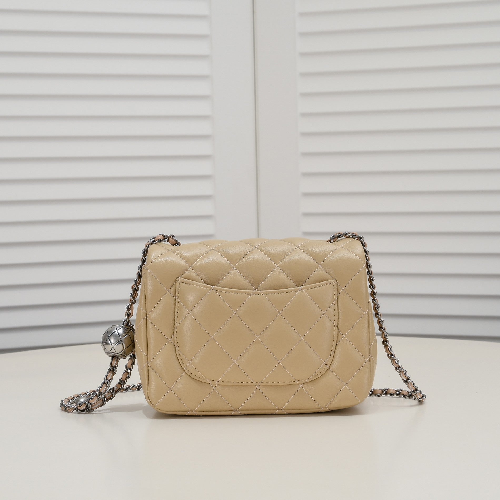SMALL FLAP BAG 17CM 1786 PALE BROWN SILVER