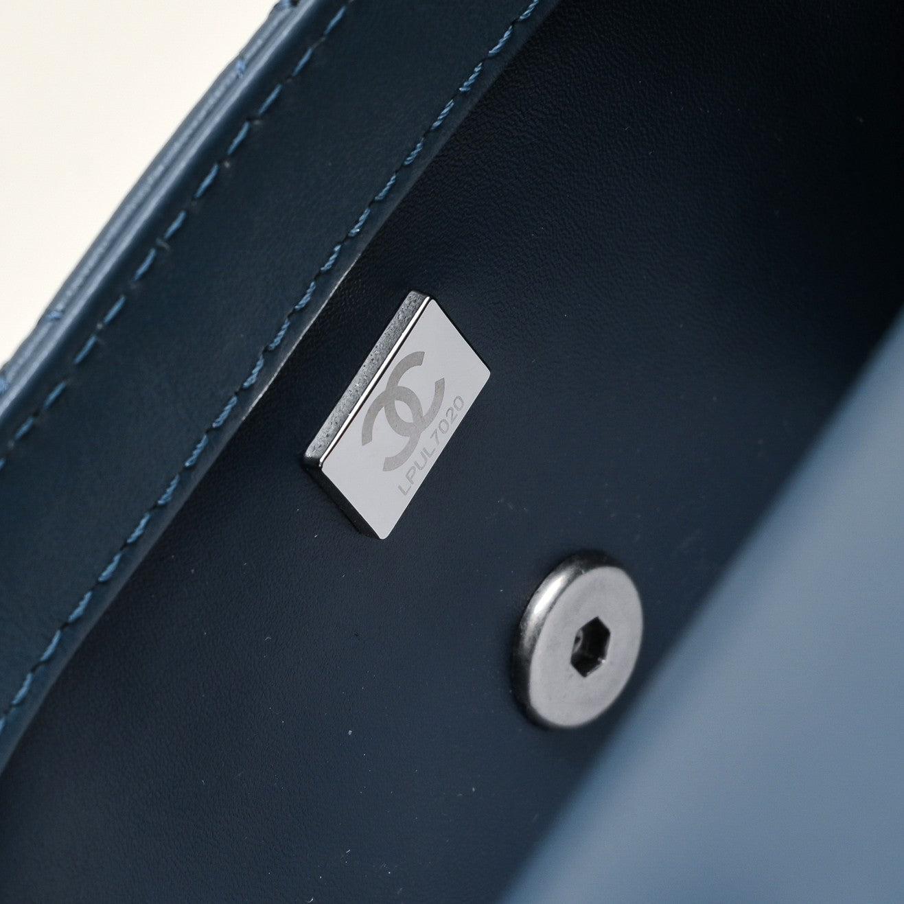 SMALL FLAP BAG 17CM 1786 SAPPHIRE BLUE SILVER