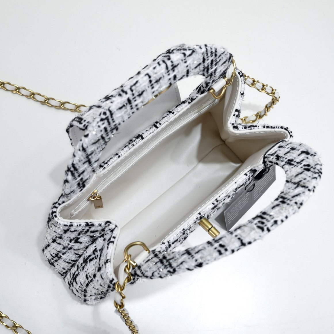 TWEED FABRIC 19CM 6170 WHITE