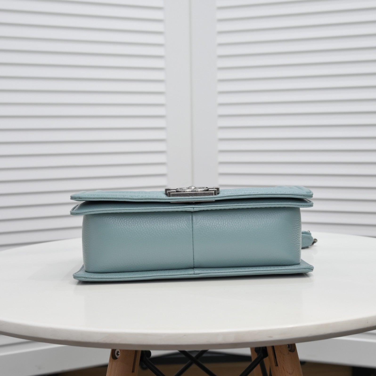 CAVIAR BOY BAG MEDIUM 67086 TURQUOISE