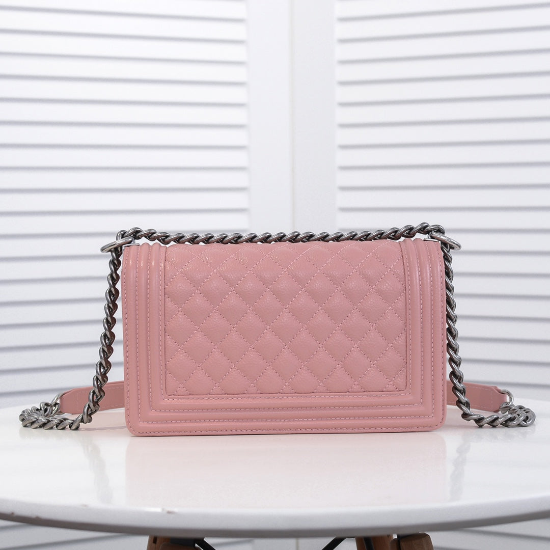 CAVIAR BOY BAG MEDIUM 67086 PINK