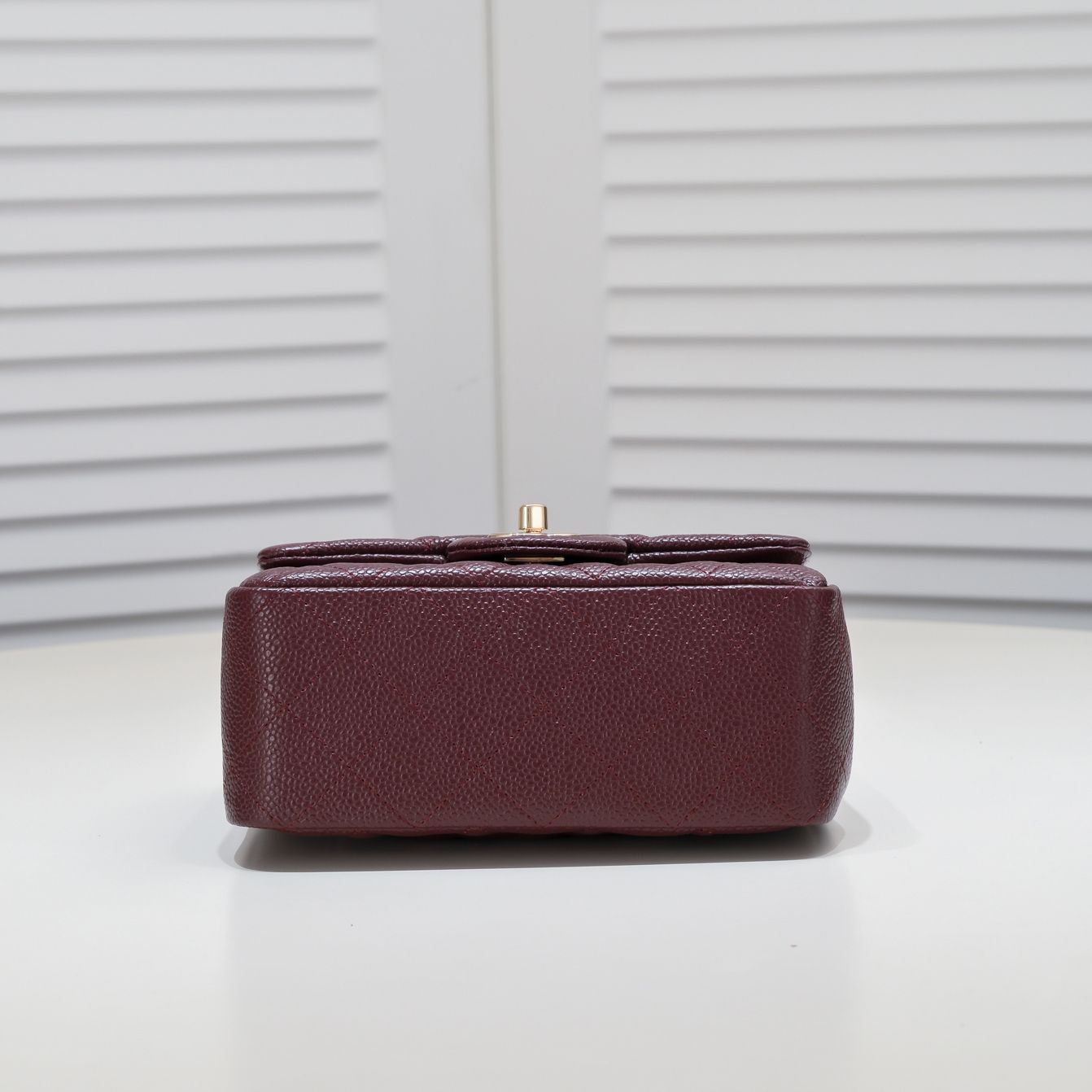 MINI CAVIAR 17CM 1115 PLUM RED