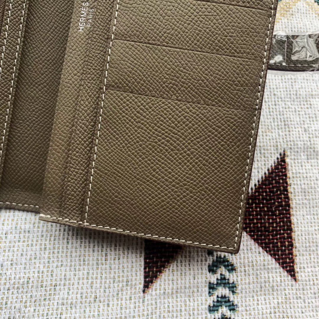 BEARN LONG 17 WALLET IN COFFEE BROWN EPSOM LEATHER