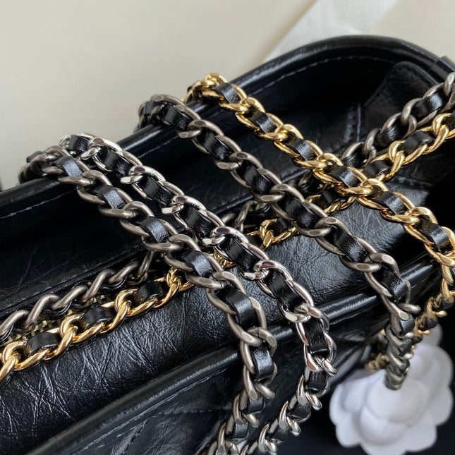 CC GABRIELLE MINI 20 HOBO BAG IN BLACK CALFSKIN