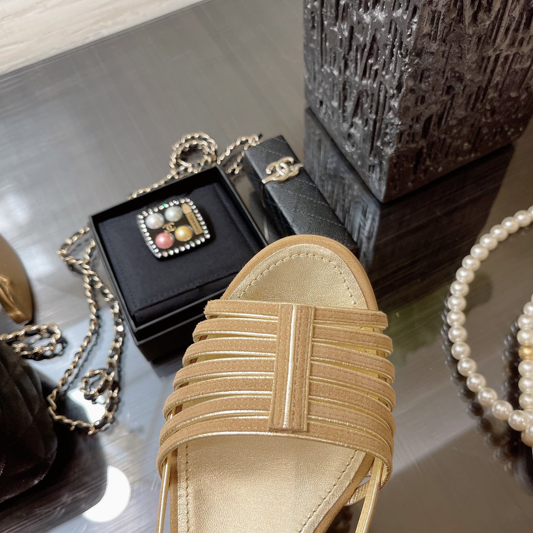 SLINGBACKS SANDAL IN CAMEL BEIGE SUEDE