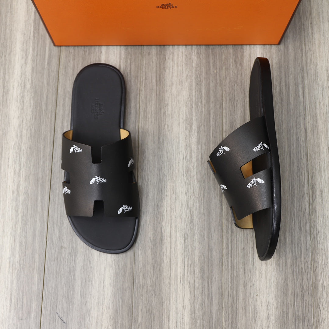 HM IZMIR SANDAL BLACK WITH WHITE ICON CALFSKIN