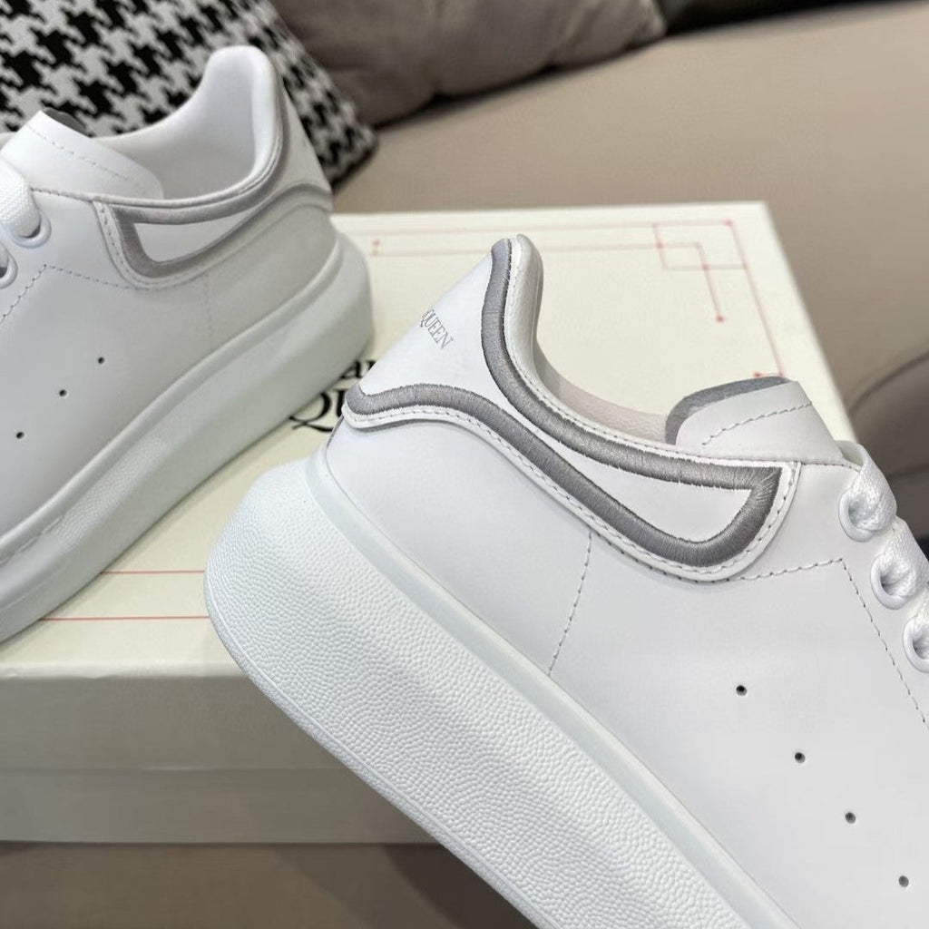 OVERSIZED SNEAKER IN WHITE CALFSKIN WITH GREY STITCHED HEEL TAB