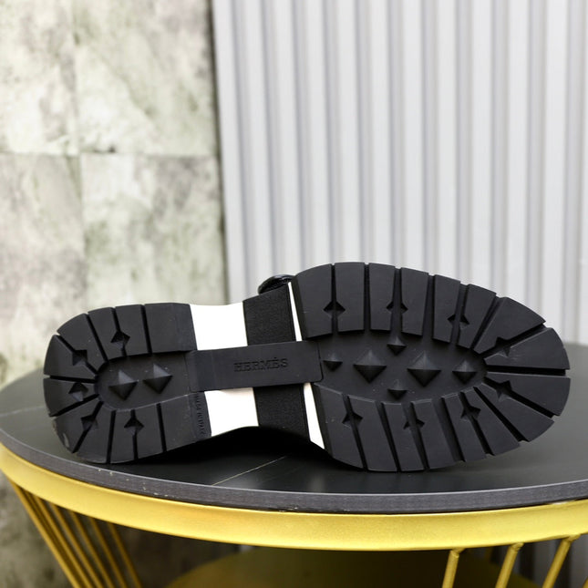 HM DERBY LACE-UP SHOES BLACK CALFSKIN