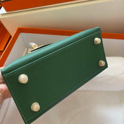 KELLY MINI 20 BAG IN DARK GREEN CALFSKIN WITH GOLD HARDWARE