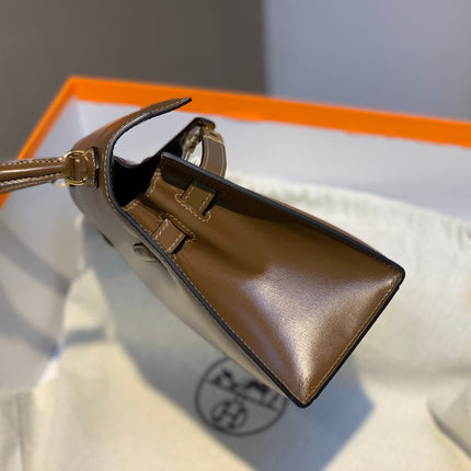 KELLY MINI 20 BAG IN CHOCOLATE BROWN SMOOTH CALFSKIN WITH GOLD HARDWARE