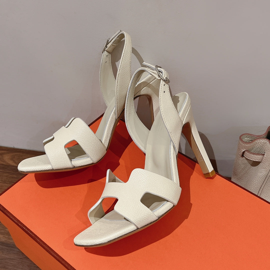 HOLY 105 SANDAL IN WHITE CREAM GRAINED CALFSKIN