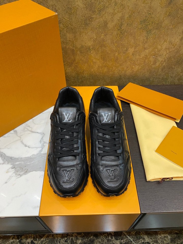 LV RUN AWAY BLACK