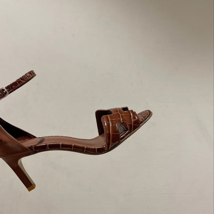PREMIERE 70 SANDAL IN BRONZE BROWN CROCODILE LEATHER