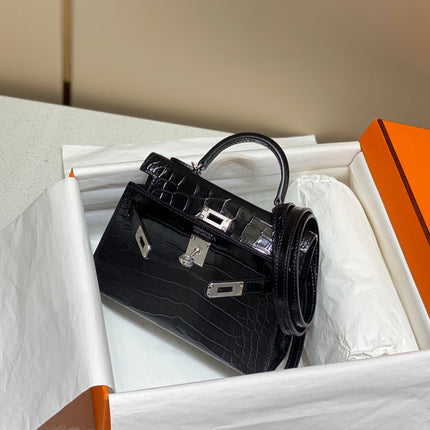 HERMES 25S MINI KELLY 19 IN BLACK CALFSKIN SILVER HARDWARE
