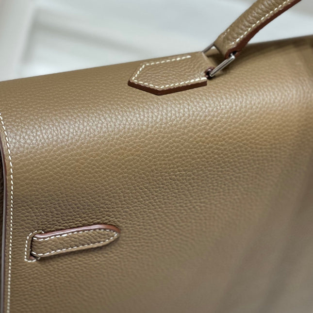 KELLY DEPECHES 38 BRIEFCASE IN ETOUPE TOGO CALFSKIN SILVER HARDWARE