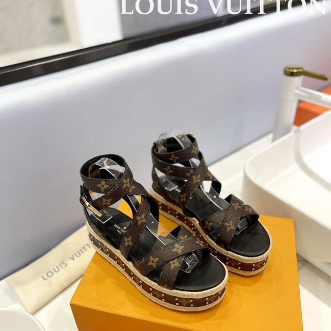 LV 26S STUDDED WEDGE SANDALS 70 MM IN DARK BROWN COATED CANVAS