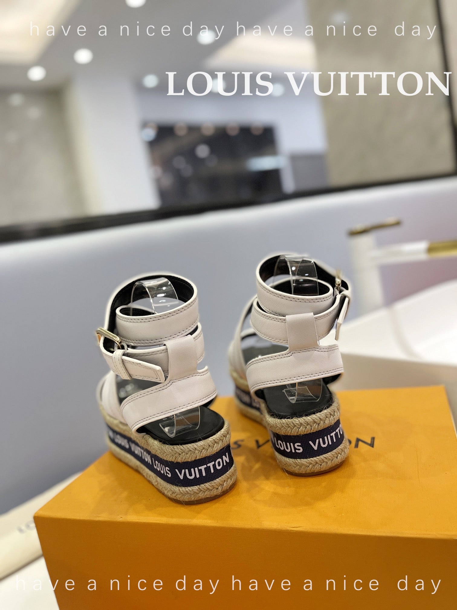 LV 26S WEDGE SANDALS 70 MM IN WHITE AND BLACK LAMBSKIN