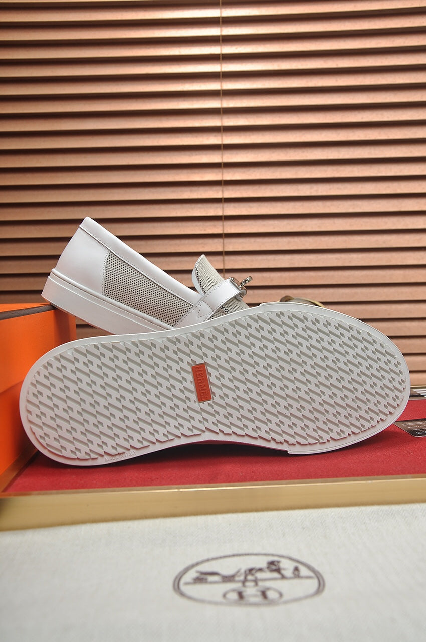 HM GAME SLIP-ON SNEAKER BLACK PLUM AND WHITE DENIM