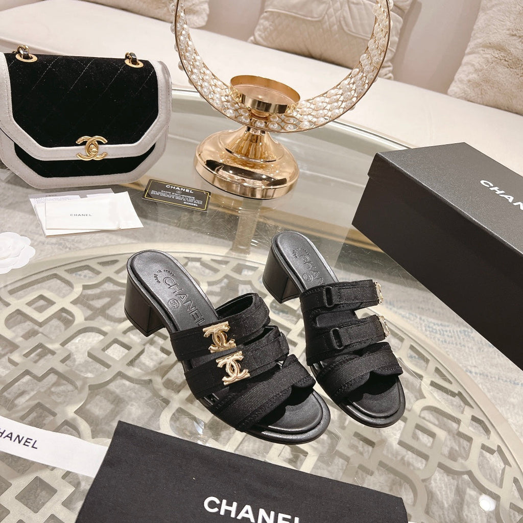 Double C  Xiaoxiang Chain Fabric Head Chunky High Heel Black Lambskin
