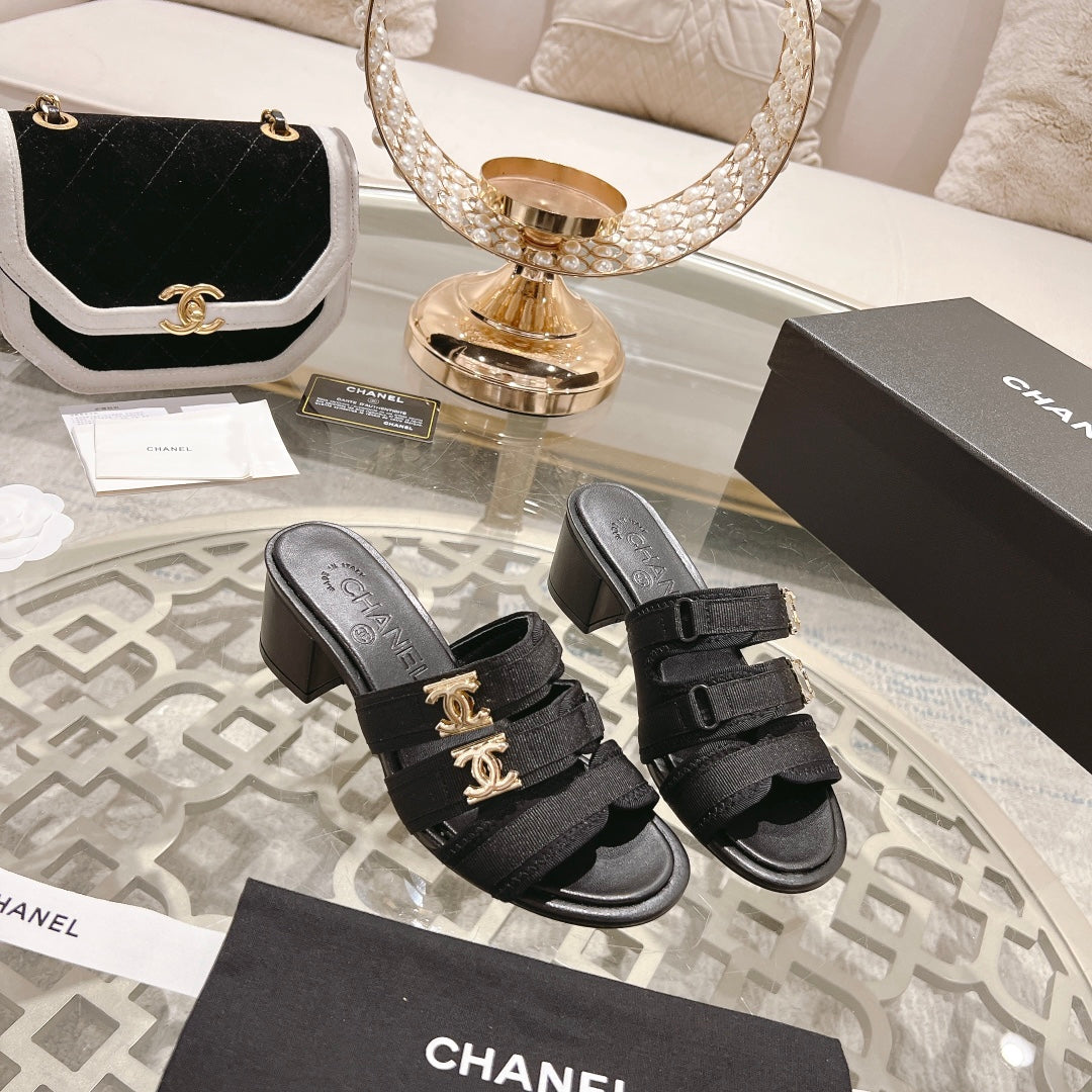 Double C  Xiaoxiang Chain Fabric Head Chunky High Heel Black Lambskin