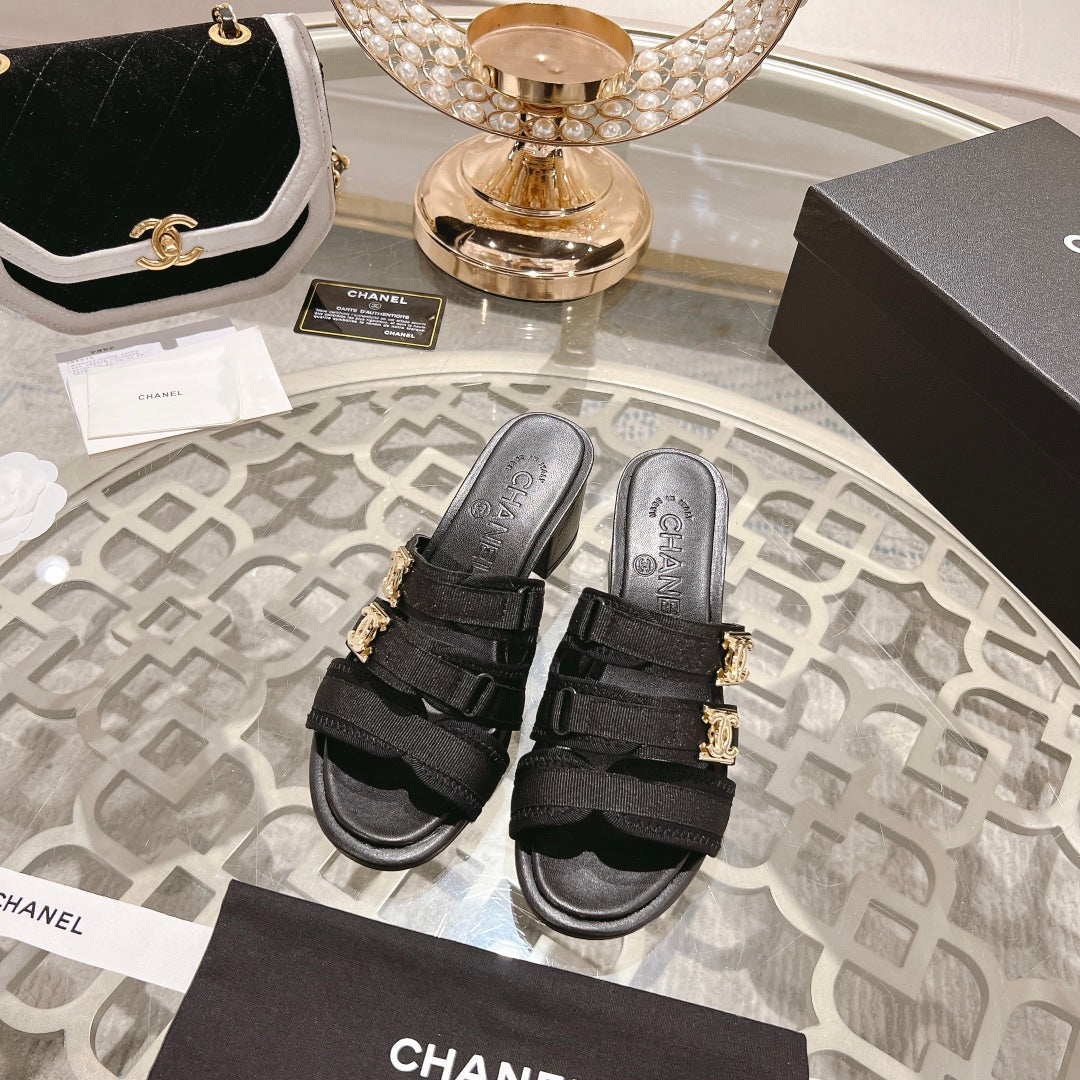 Double C  Xiaoxiang Chain Fabric Head Chunky High Heel Black Lambskin