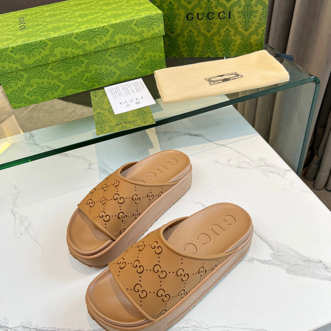 PLATFORM SANDALS IN CINNAMON BROWN MONOGRAM IMPORTED TPU