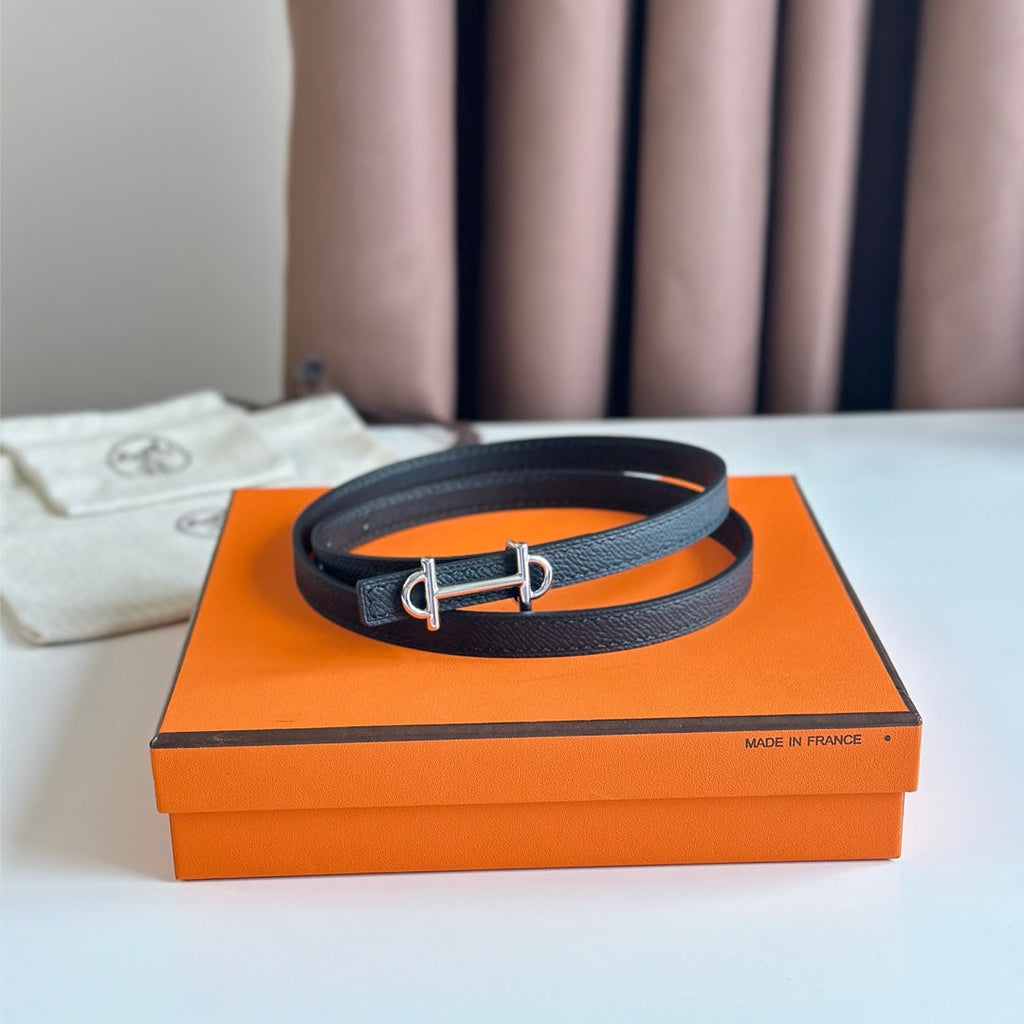 HM GAMMA BUCKLE & REVERSIBLE BLACK LEATHER STRAP 13MM SILVER HARDWARE