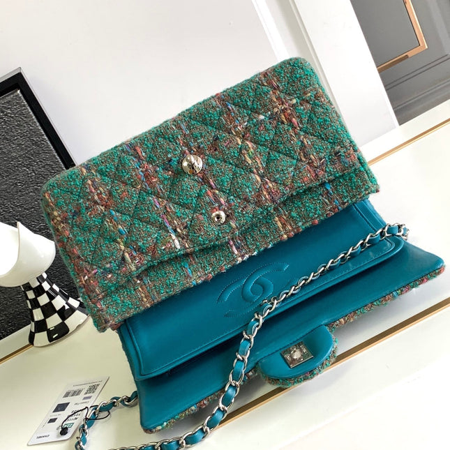 CC MEDIUM 25 CLASSIC BAG IN GREEN FOREST WOOL TWEED