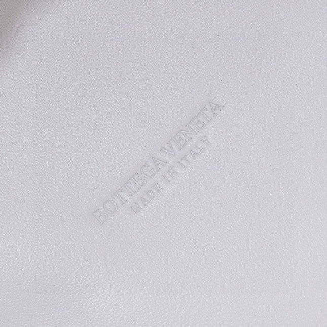 Large Cabat 45cm White Lambskin Ghw