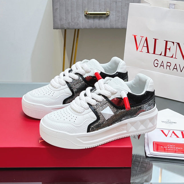 VALENTINO 25S GARAVANI ONE STUD XL PLATFORM SNEAKERS IN WHITE MIX METALLIC LAMBSKIN