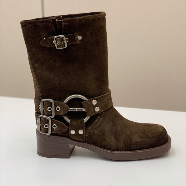 THICK-SOLED METAL BUCKLE BOOTS IN CHOCOLATE BROWN SUEDE