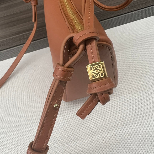 LOE LUNA HOBO 28 BAG IN WARM DESERT CALFSKIN