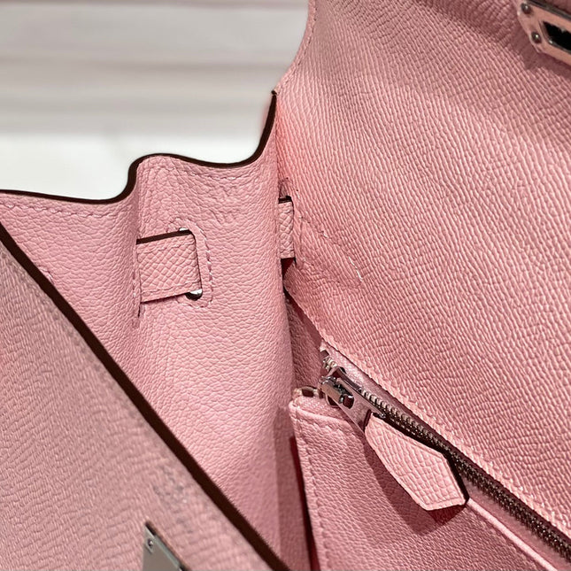 KELLY 28CM IN ROSE SAKURA SWIFT CALFSKIN SILVER HARDWARE