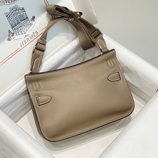 HM JYPSIERE SHOULDER BAG 23 IN WOOD BROWN CALFSKIN SILVER HARDWARE