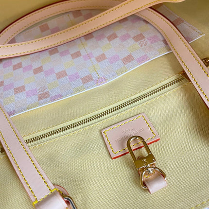 ONTHEGO 35 IN PEACH DAMIER GIANT CANVAS