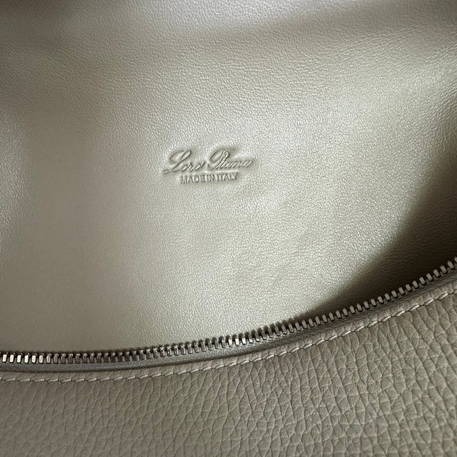 EXTRA POCKET BACKPACK L23.5 IN PEARL GRAY CALFSKIN WITH SILVER HARDWARE