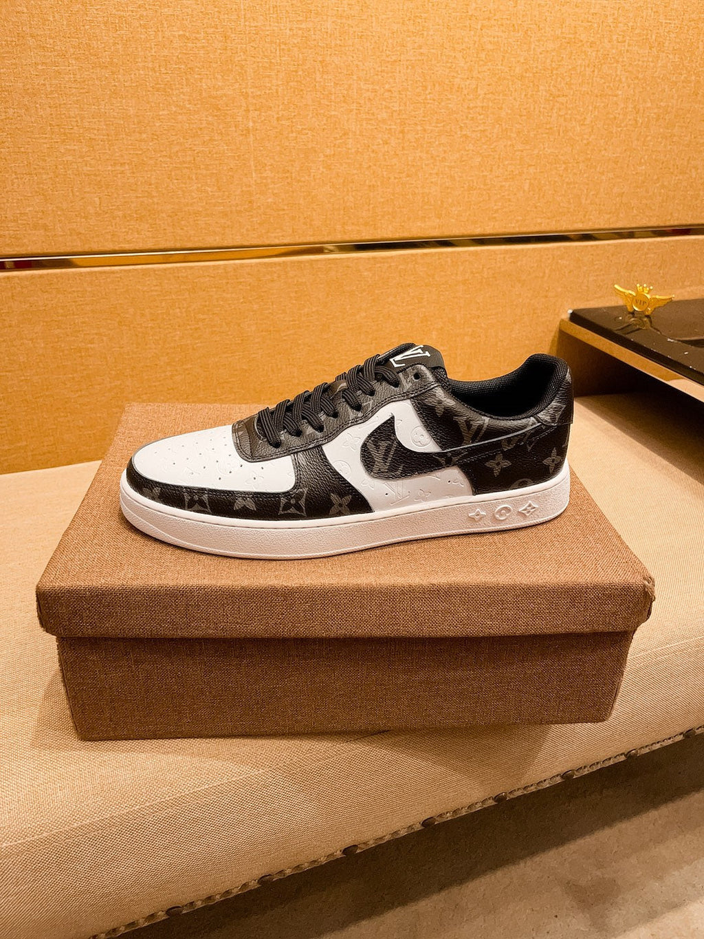 LV AIR FORCE 1 SNEAKER BLACK MIX WHITE MONOGRAM