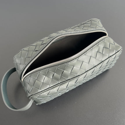 INTRECCIATO CLUTCH 26 IN CORDUROY GRAY CALFSKIN