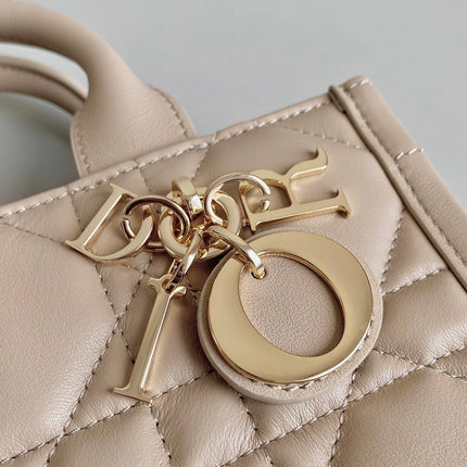 MINI BOOK TOTE 21 BEIGE CREAM MACCROCANNAGE CALFSKIN