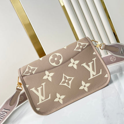 DIANE 23 IN TOURTERELLE WHITE MONOGRAM EMPREINTE LEATHER