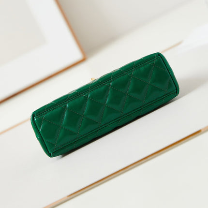 CC KELLY MINI 19 SHOPPING BAG IN GREEN FOREST CALFSKIN