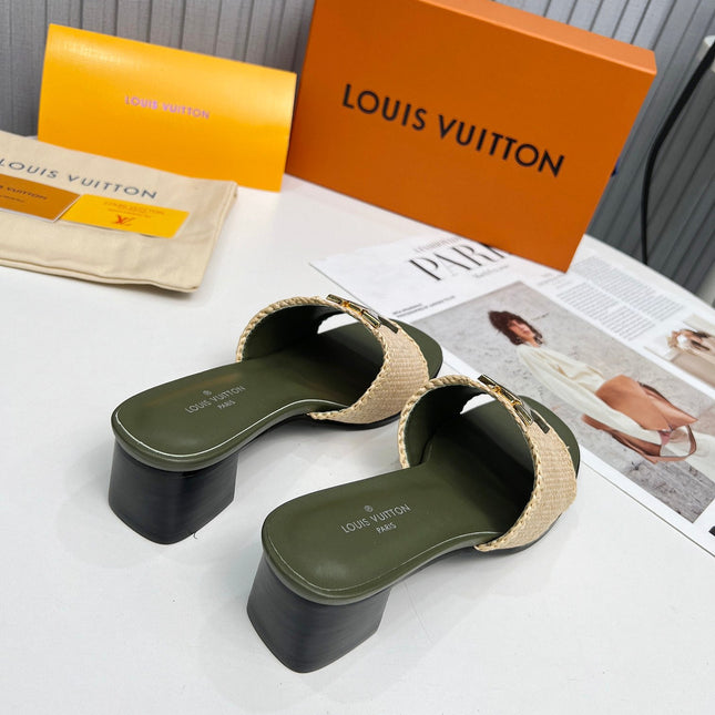 LV 26S CAPRI HIGH-HEELED MULES IN MOSS GREEN CALFSKIN AND BEIGE RAFFIA