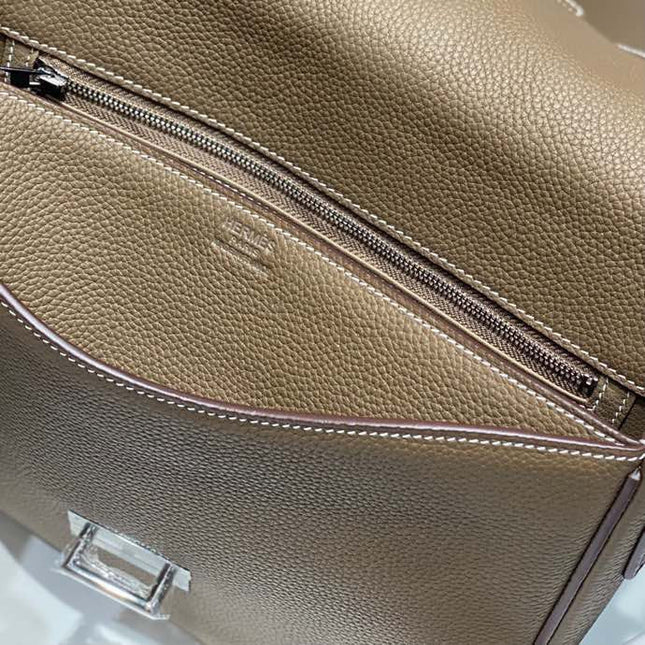 STEVE LIGHT JUNIOR MESSENGER BAG 27 IN ALEZAN TOGO CALFSKIN