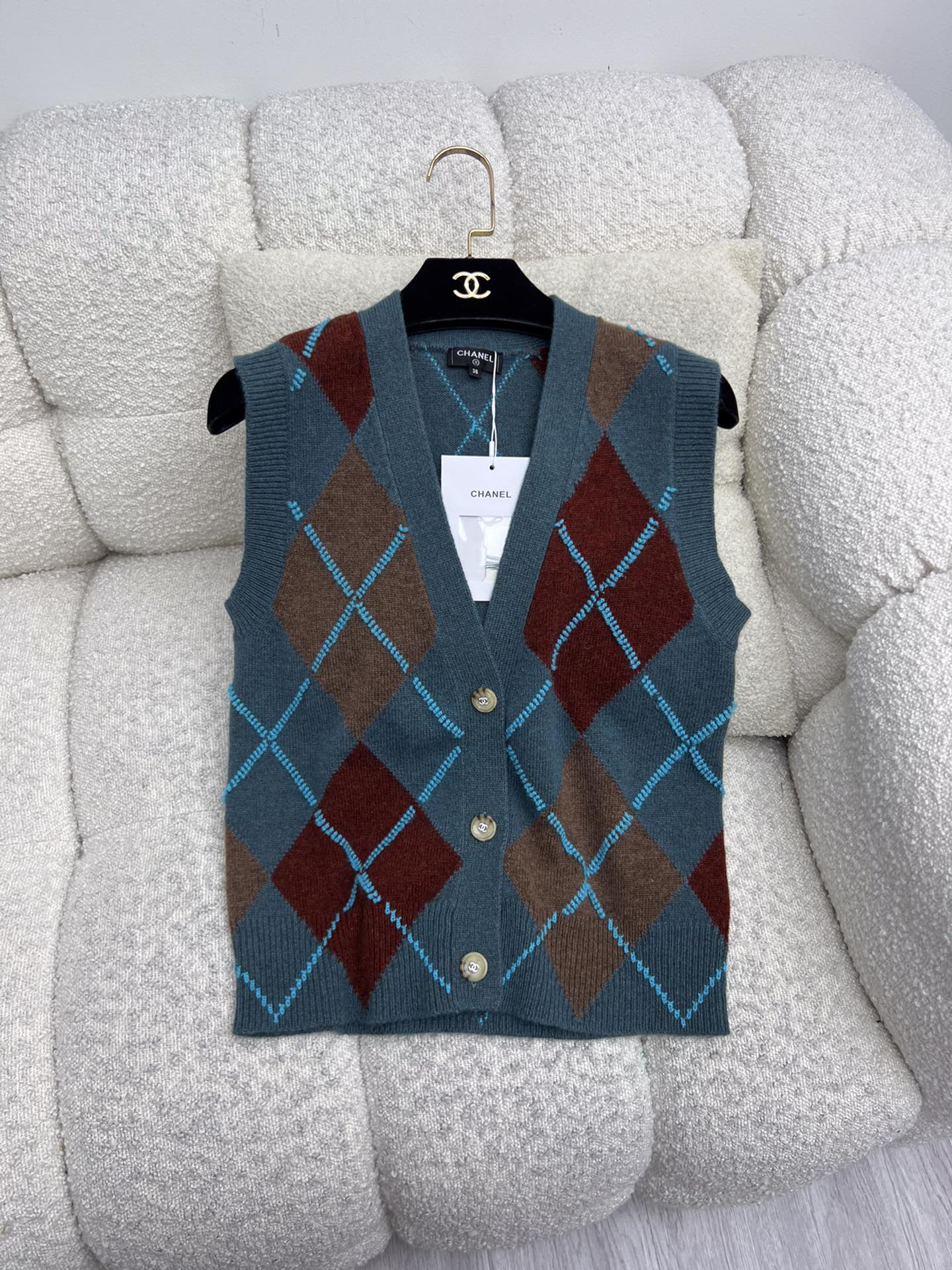 CHANEL 25S SET KNIT VEST STYLE 255