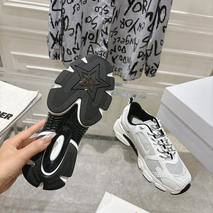 DIOR 25S CHRONO SNEAKER 45MM IN MESH WITH WHITE AND BLACK CALFSKIN