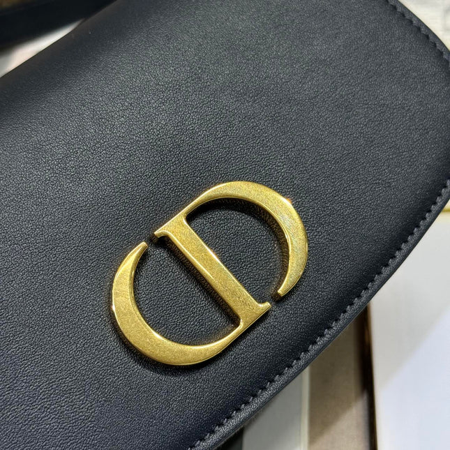 SMALL 19 MONTAIGNE AVENUE TOP HANDLE BAG BLUE DIOR OBLIQUE JACQUARD AND BLACK SMOOTH CALFSKIN 221158
