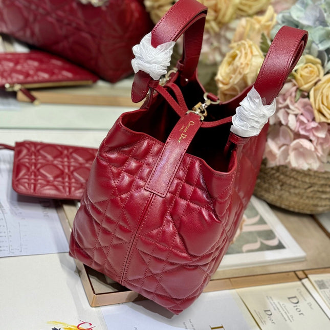SMALL 28 TOUJOURS BAG IN RUBY RED MACROCANNAGE LAMBSKIN