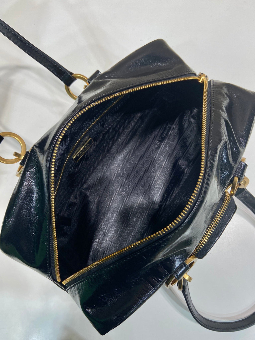 LARGE RECTANGULAR BAG 30 IN BLACK OIL WAX LAMBSKIN GOLD HARDWARE